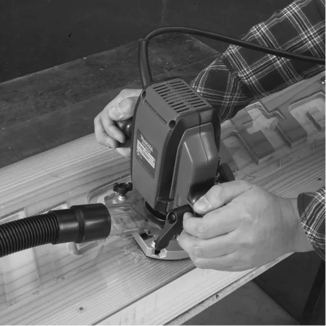 Défonceuse Makita RP0900XJ — 900 W — vue 4